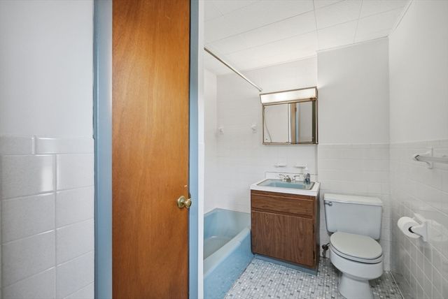 115 Connecticut Ave, Springfield, MA 01104
