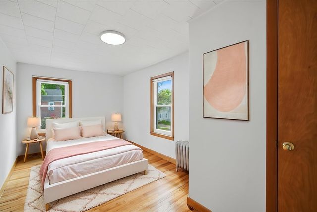 115 Connecticut Ave, Springfield, MA 01104