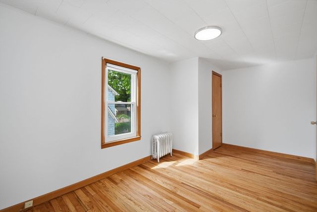 115 Connecticut Ave, Springfield, MA 01104