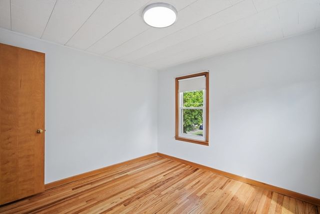 115 Connecticut Ave, Springfield, MA 01104