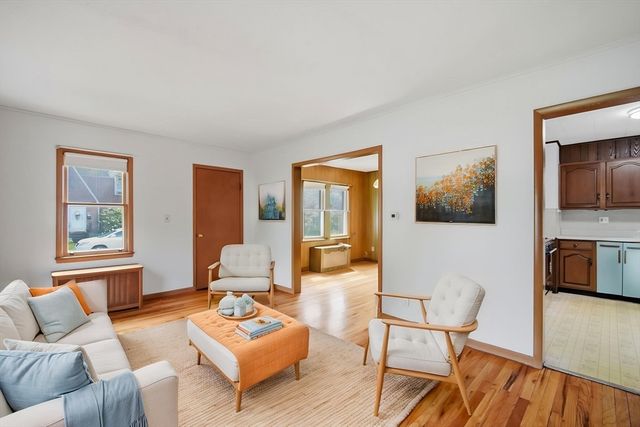 115 Connecticut Ave, Springfield, MA 01104