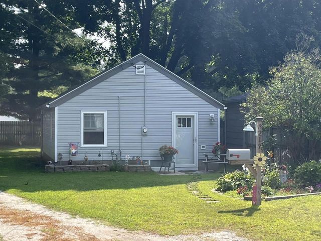 3217 Prairie STREET, Two Rivers, WI 54241