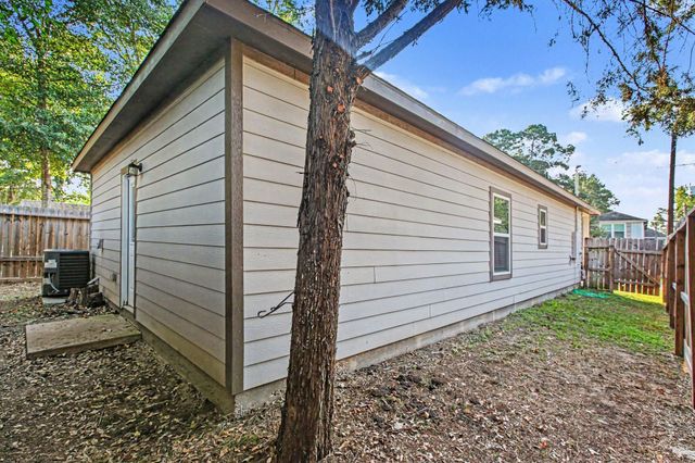16698 Meadowcroft, Montgomery, TX 77316