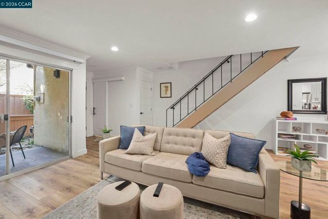 1844 Pomar Way, Walnut Creek, CA 94598