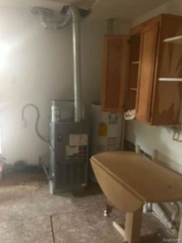 1373 Wells Street, Burton, MI 48529
