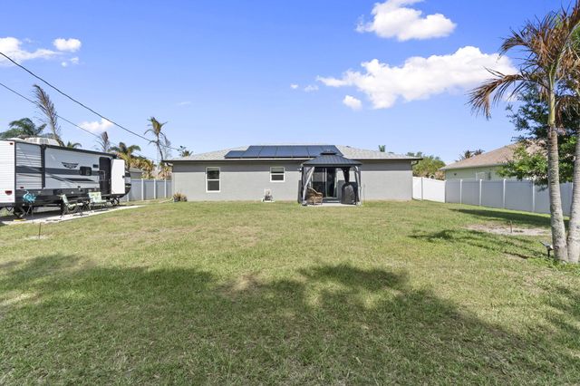 2118 SE Genoa Street, Port St. Lucie, Port St Lucie, FL 34952