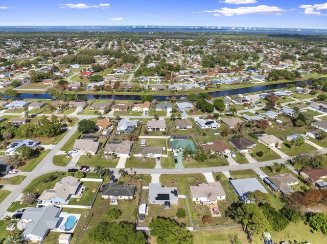 2118 SE Genoa Street, Port St. Lucie, Port St Lucie, FL 34952