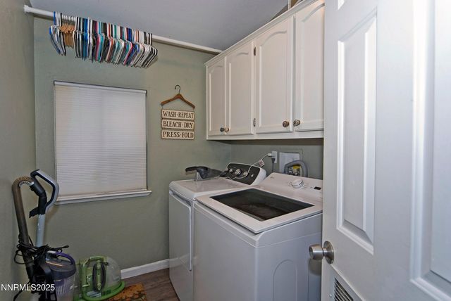 296 Ave De La Bleu De Clair, Sparks, NV 89434