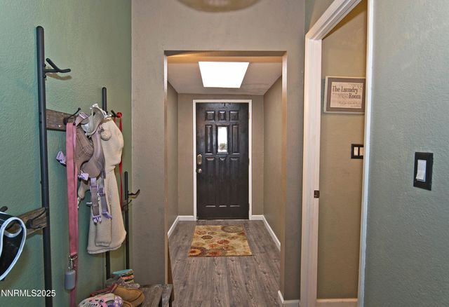 296 Ave De La Bleu De Clair, Sparks, NV 89434