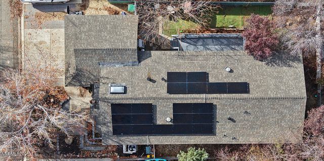 296 Ave De La Bleu De Clair, Sparks, NV 89434