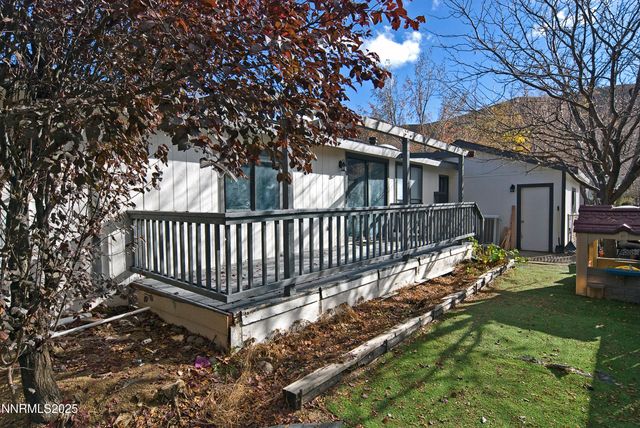 296 Ave De La Bleu De Clair, Sparks, NV 89434