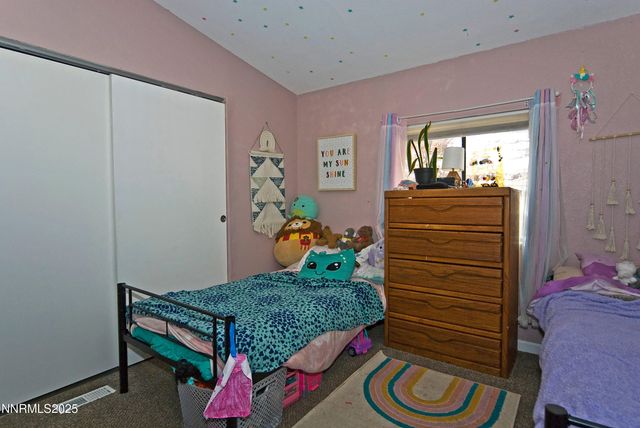 296 Ave De La Bleu De Clair, Sparks, NV 89434