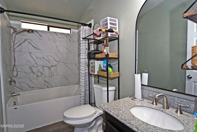 296 Ave De La Bleu De Clair, Sparks, NV 89434