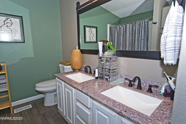 296 Ave De La Bleu De Clair, Sparks, NV 89434