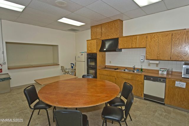 296 Ave De La Bleu De Clair, Sparks, NV 89434