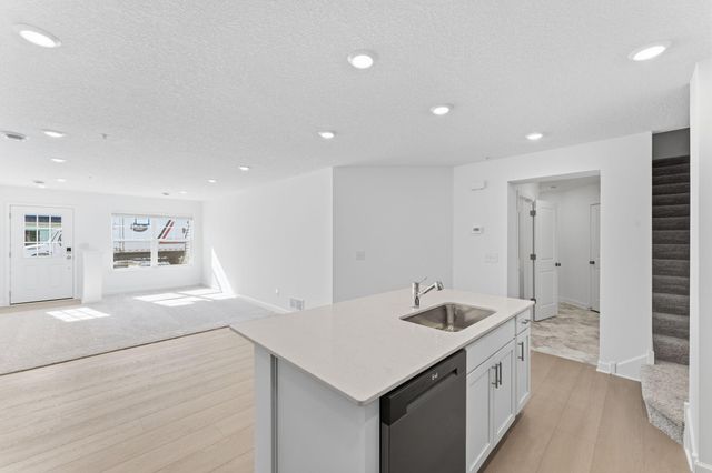 14990 Adare Way, Rosemount, MN 55068