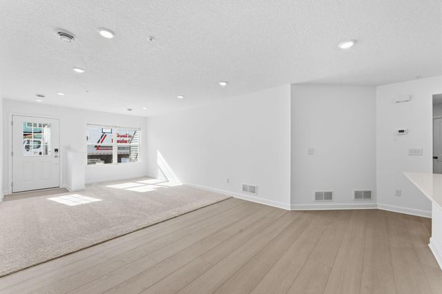 14990 Adare Way, Rosemount, MN 55068