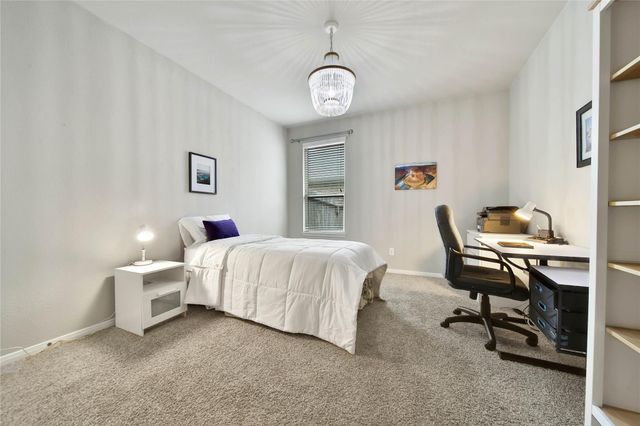 911 River Crossing Drive, Conroe, TX 77384