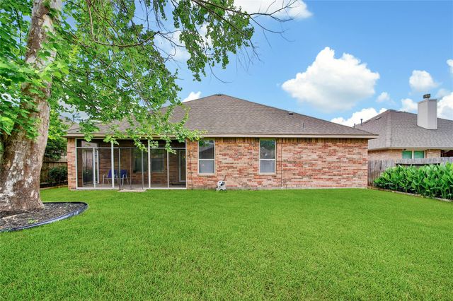 911 River Crossing Drive, Conroe, TX 77384