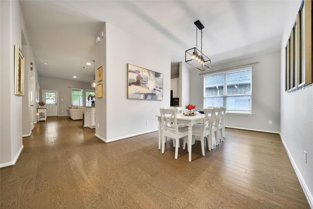 911 River Crossing Drive, Conroe, TX 77384