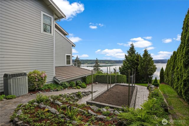12624 95th Avenue NW, Gig Harbor, WA 98329