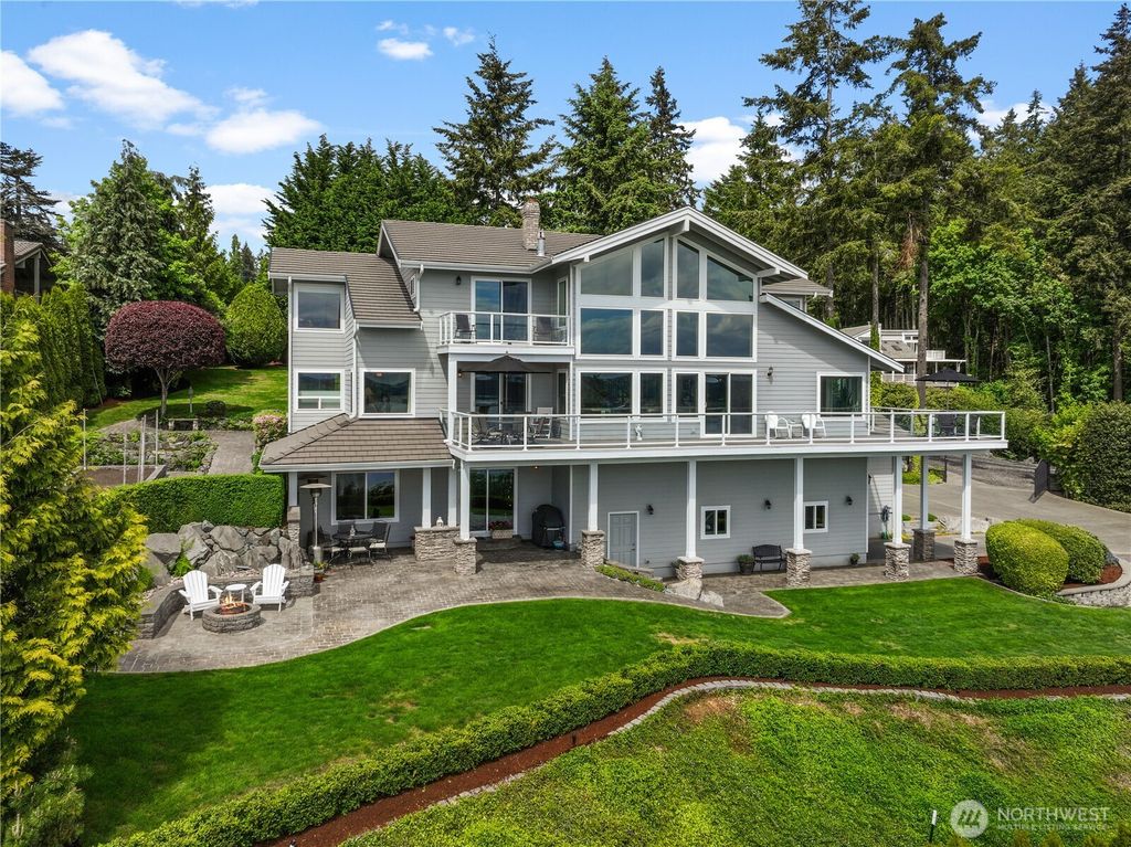 12624 95th Avenue NW, Gig Harbor, WA 98329