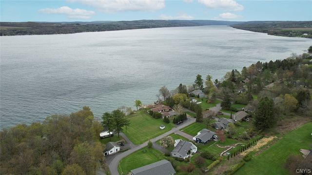 2125 Terrace Lane South, Skaneateles, NY 13152