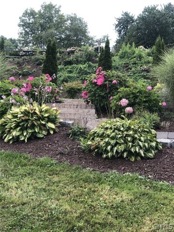 2125 Terrace Lane South, Skaneateles, NY 13152