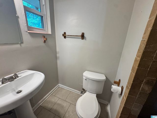 2416 NW 4TH STREET, Center Point, AL 35215
