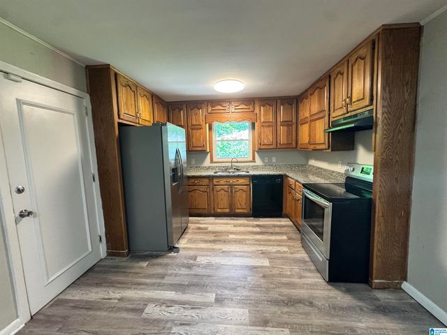 2416 NW 4TH STREET, Center Point, AL 35215