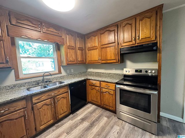 2416 NW 4TH STREET, Center Point, AL 35215
