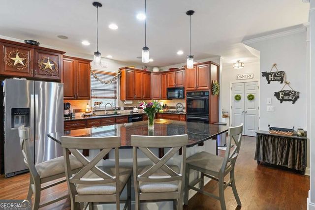 130 Newcastle Walk, Woodstock, GA 30188