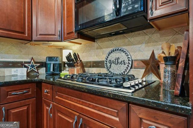 130 Newcastle Walk, Woodstock, GA 30188