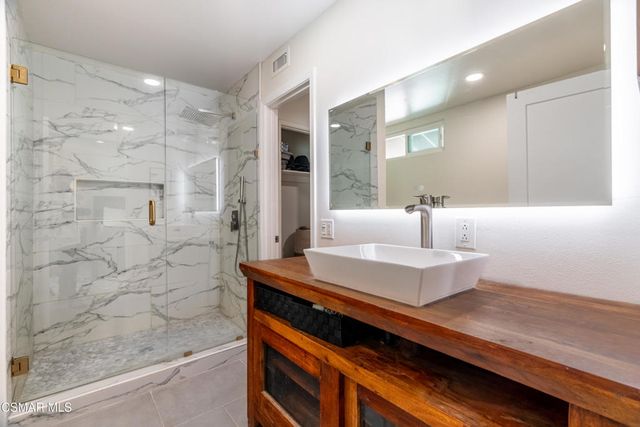 31550 Agoura Road 3, Westlake Village, CA 91361