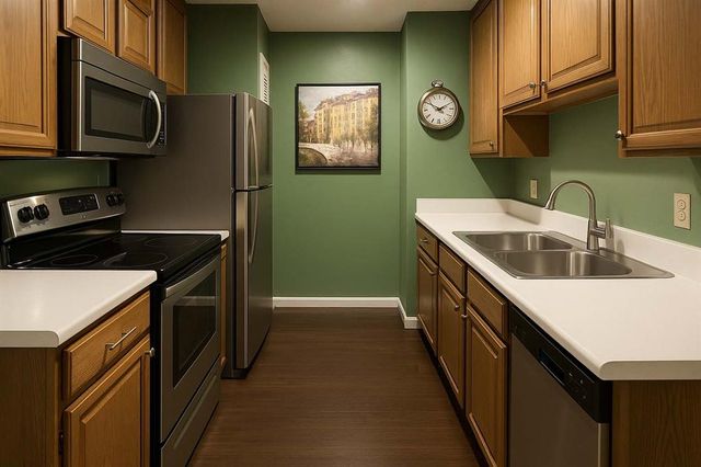 11140 Stratford Drive 604, Oklahoma City, OK 73120