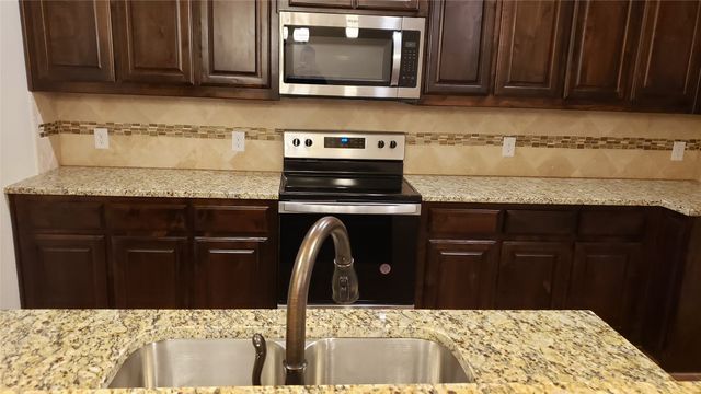 843 Eaglescliffe Landing, Wylie, TX 75098