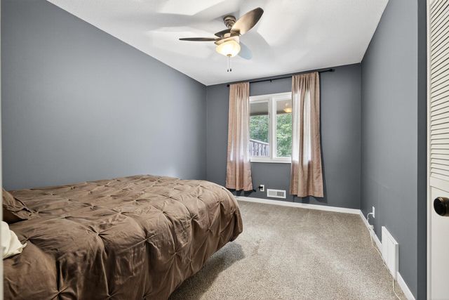 44 Walden Street, Burnsville, MN 55337