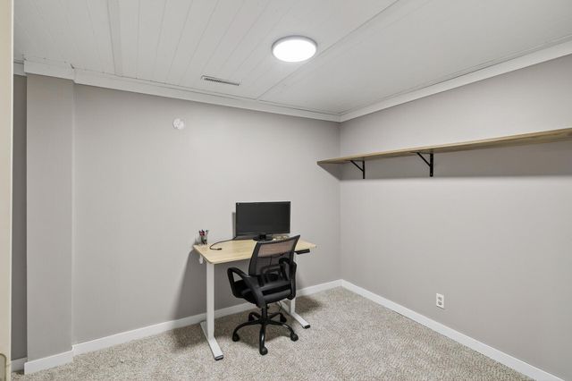 44 Walden Street, Burnsville, MN 55337