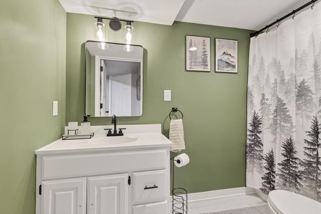 44 Walden Street, Burnsville, MN 55337