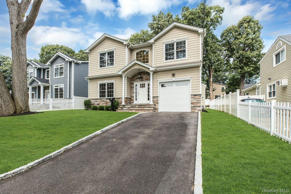 9 Hickory Road, Bayville, NY 11709 — exterior