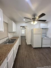246 Benita, San Antonio, TX 78210