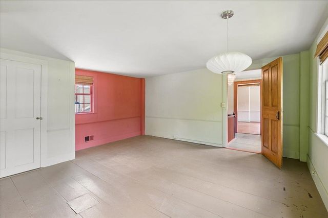 120 Main Street, New Ipswich, NH 03071