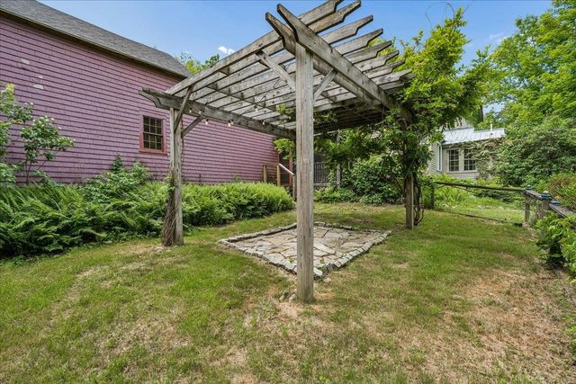 120 Main Street, New Ipswich, NH 03071