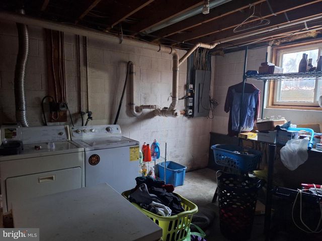 601 MARIENSTEIN RD, Upper Black Eddy, PA 18972