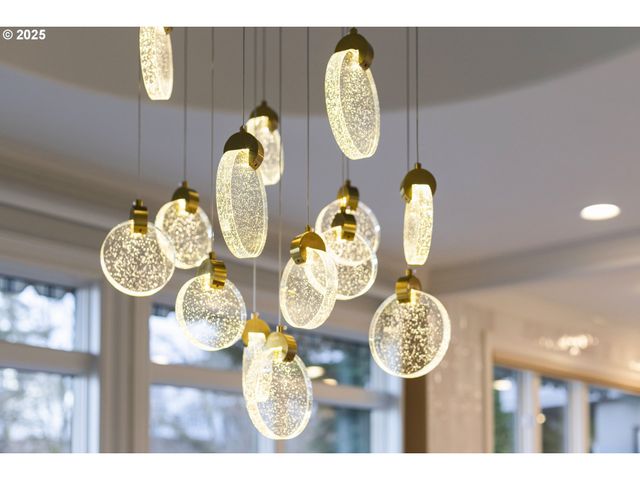 1040 Sw MYRTLE Dr, Portland, OR 97201