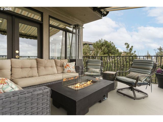 1040 Sw MYRTLE Dr, Portland, OR 97201