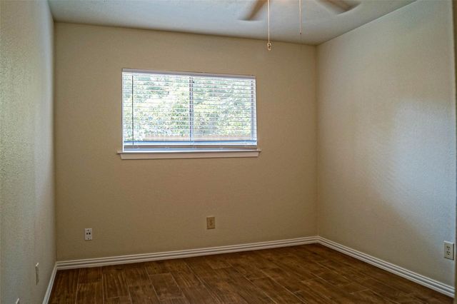 11 Canyon Oak Place, The Woodlands, TX 77380