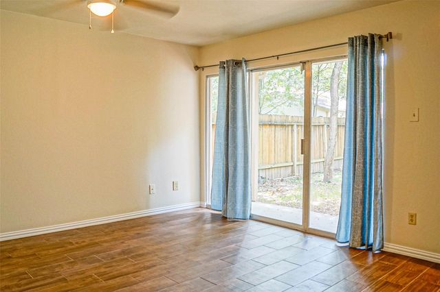 11 Canyon Oak Place, The Woodlands, TX 77380