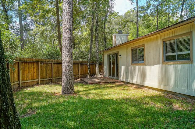 11 Canyon Oak Place, The Woodlands, TX 77380