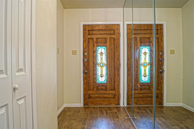 11 Canyon Oak Place, The Woodlands, TX 77380